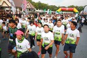 BIB: 
                            <button type="button" onclick="openModal(3530902)" class="btn btn-primary btn-sm float-right btn-popup" data-toggle="modal" data-target=".modal-high-quality">
                        <i class="fas fa-shopping-cart"></i> Add to Cart
                    </button>
                                            <button type="button" onclick="isThisMe(3530902, true)" class="btn btn-success btn-sm float-right btn-popup btn-isme hidden" data-toggle="tooltip" data-placement="bottom" title="นี่คือรูปของคุณใช่ไหม คลิกที่นี่เพื่อเอาเข้าอัลบั้ม">
                        <i class="fas fa-plus"></i> Add to album
                    </button>
                    <button type="button" onclick="isThisMe(3530902, false)" class="btn btn-warning btn-sm float-right btn-popup btn-isnotme hidden">
                        <i class="fas fa-ban"></i> Remove from album
                    </button>